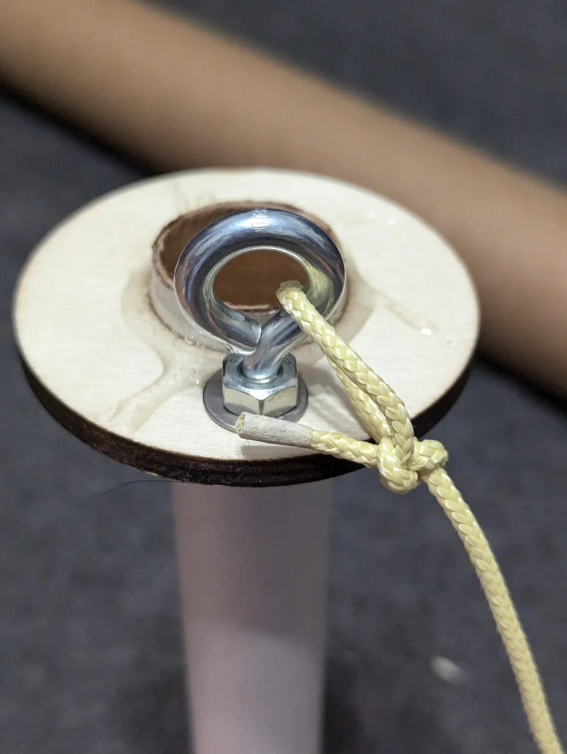Finished bowline on the eyebolt.